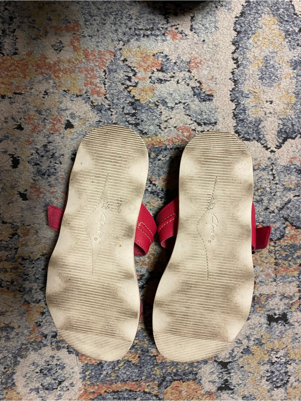 Clarks Collection Women’s Pink-Red Buckle Toe-Loop Sandals - Picture 7 of 7